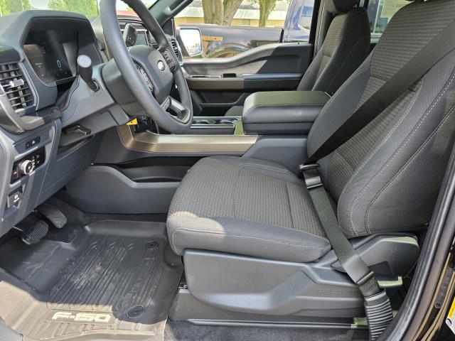 2025 Ford F-150 STX photo 9