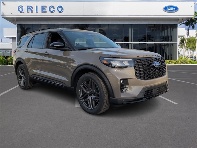 2026 Ford Explorer ST-LINE's photo