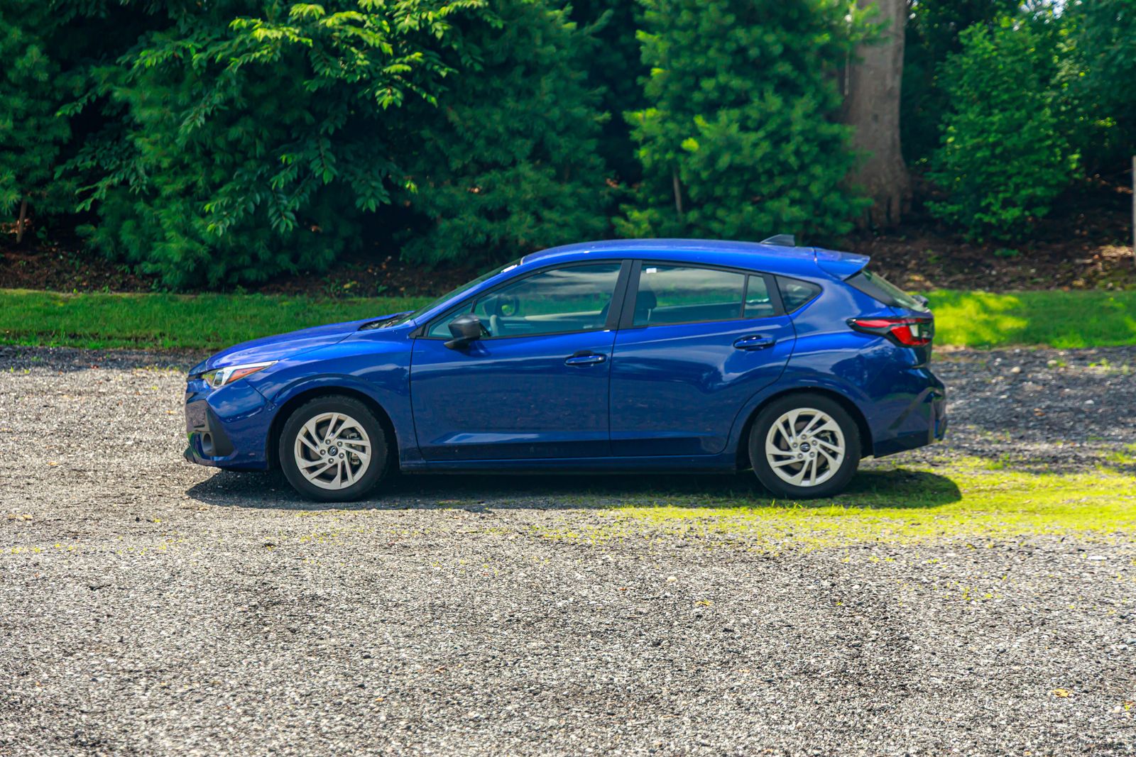 2024 Subaru Impreza Base photo 4