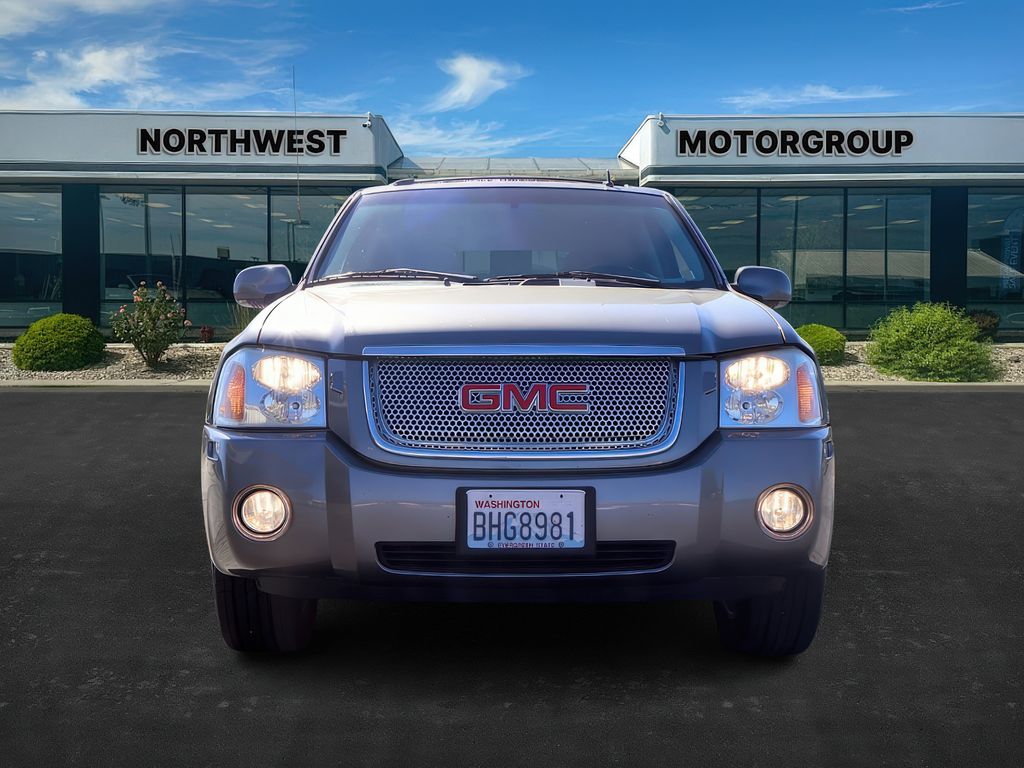 2007 Gmc Envoy Denali photo 2