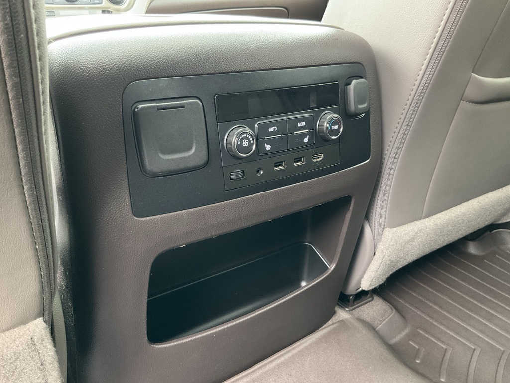 2019 Gmc Yukon Denali photo 14