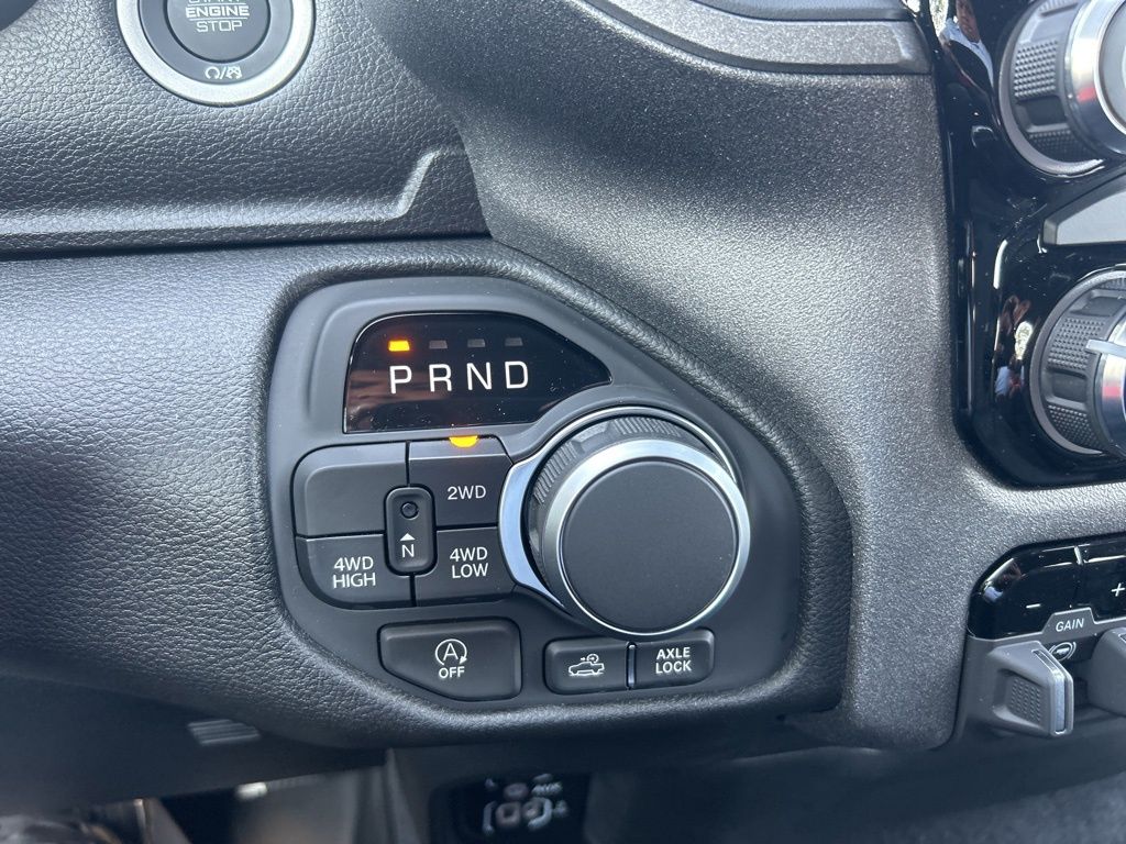 2026 Ram 1500 Tradesman photo 21