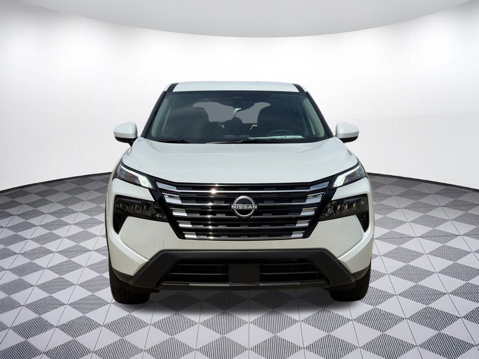 2026 Nissan Rogue SV photo 4