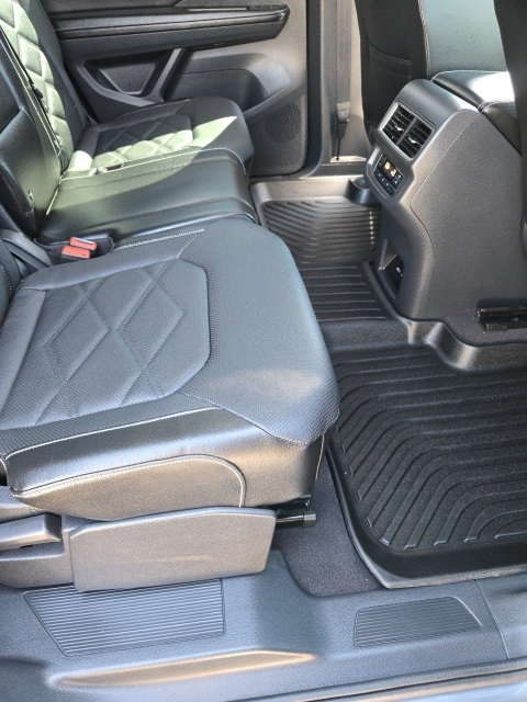 2024 Volkswagen Atlas SE photo 33