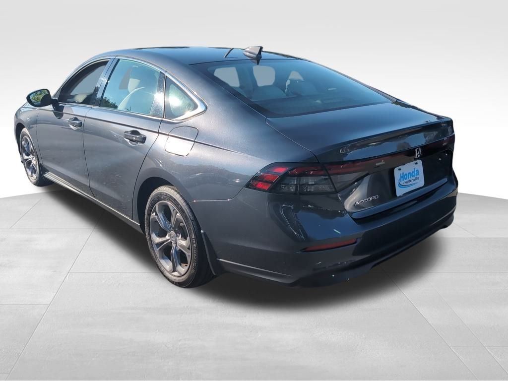 2023 Honda Accord EX photo 4