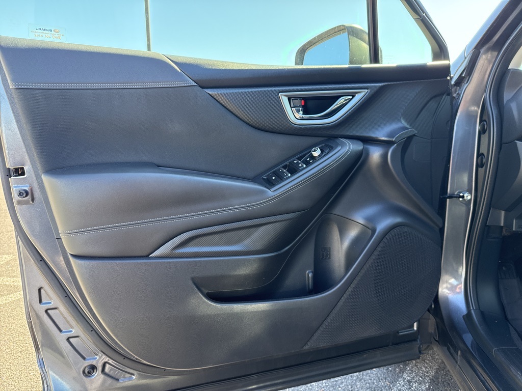 2019 Subaru Forester Premium photo 9