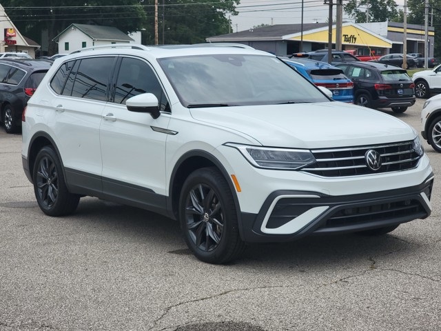 2024 Volkswagen Tiguan SE Wolfsburg Edition photo 3