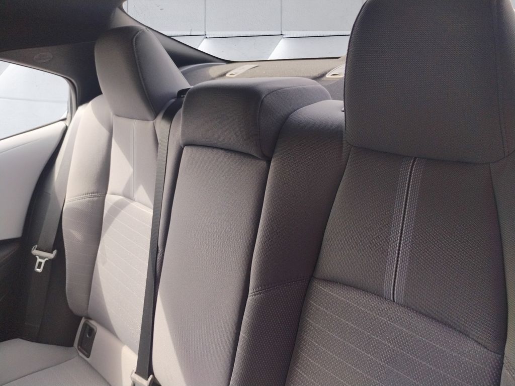 2024 Toyota Corolla SE photo 18