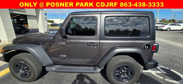 2025 Jeep Wrangler 2-Door Sport's photo