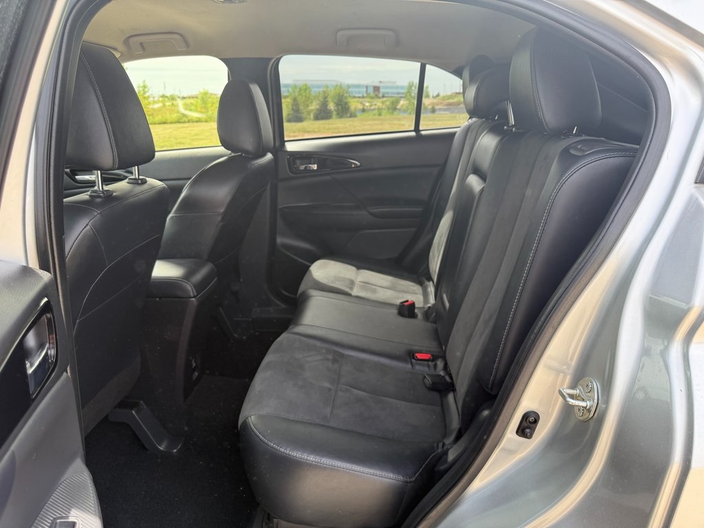 2022 Mitsubishi Eclipse Cross SE photo 11