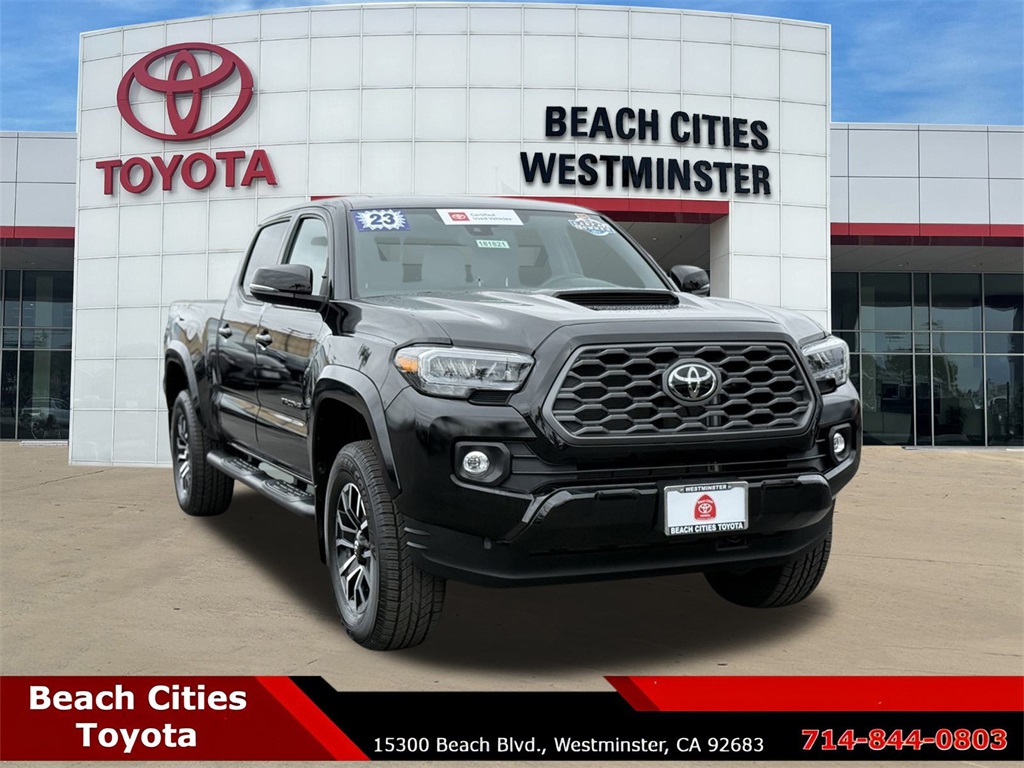 2023 Toyota Tacoma TRD Sport photo 2