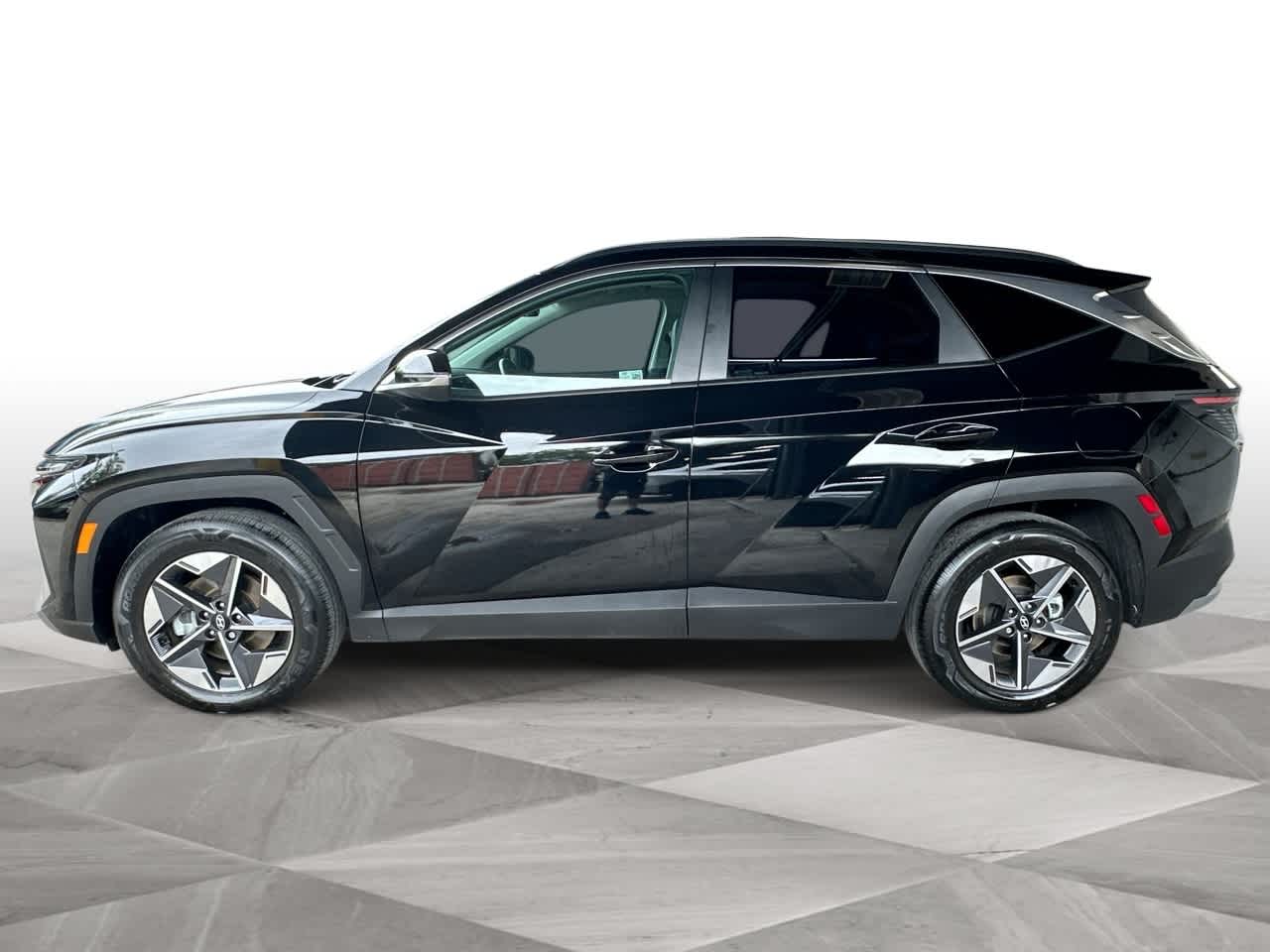 2025 Hyundai Tucson SEL Convenience photo 4