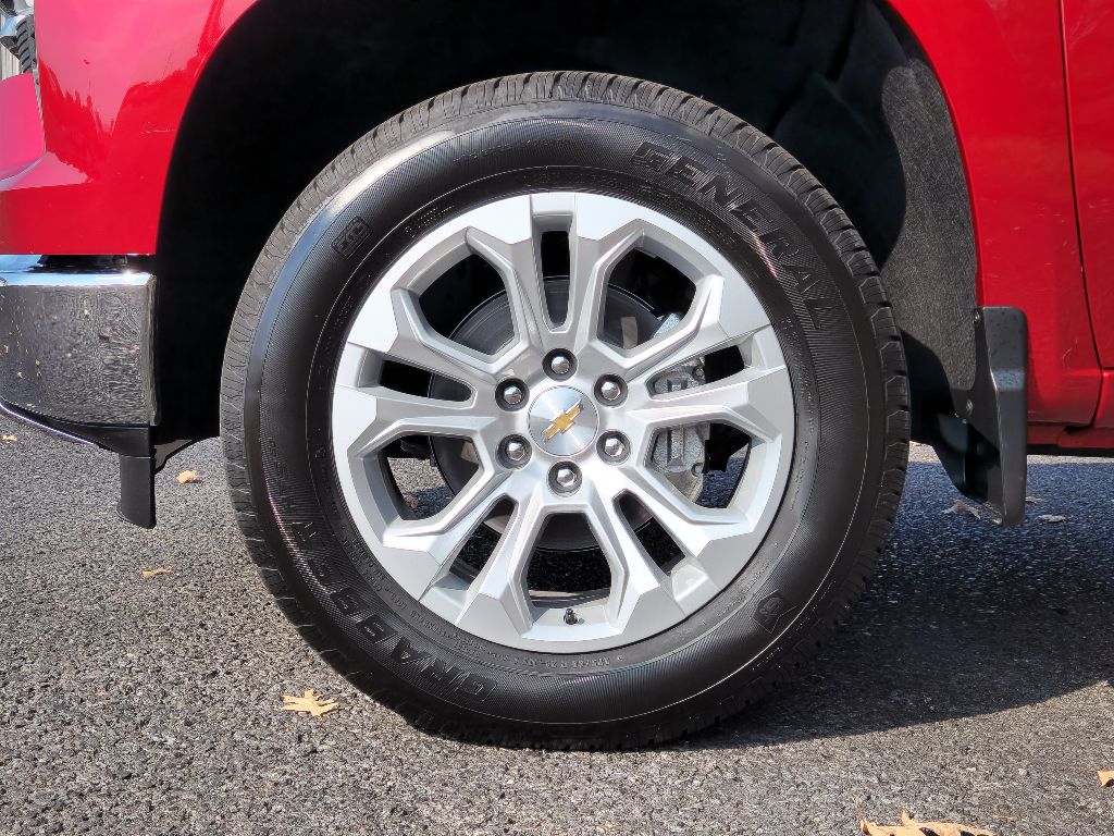 2025 Chevrolet Silverado 1500 LTZ photo 14