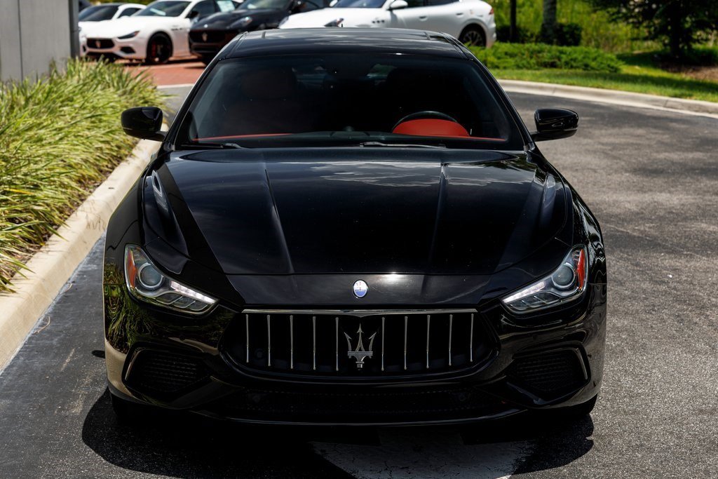 2020 Maserati Ghibli photo 8