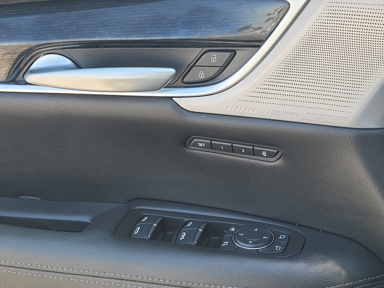 2024 Cadillac XT5 Premium Luxury photo 25