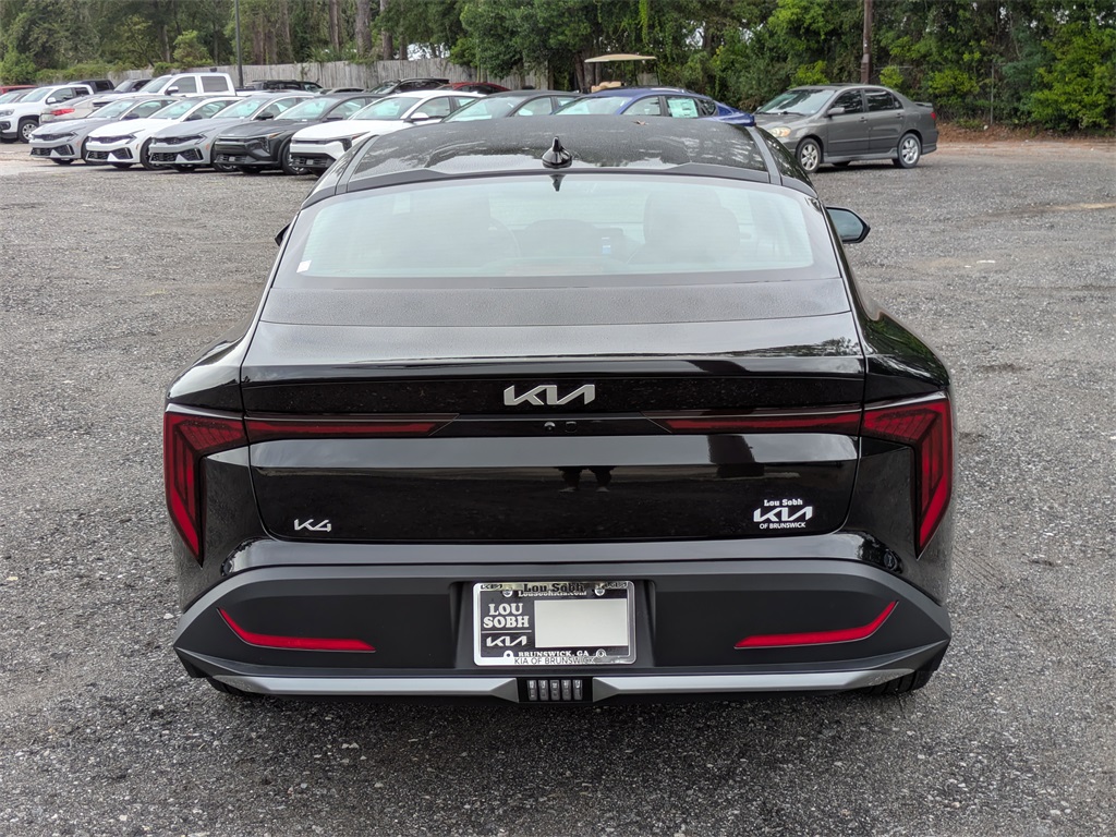2025 Kia K4 LXS photo 4