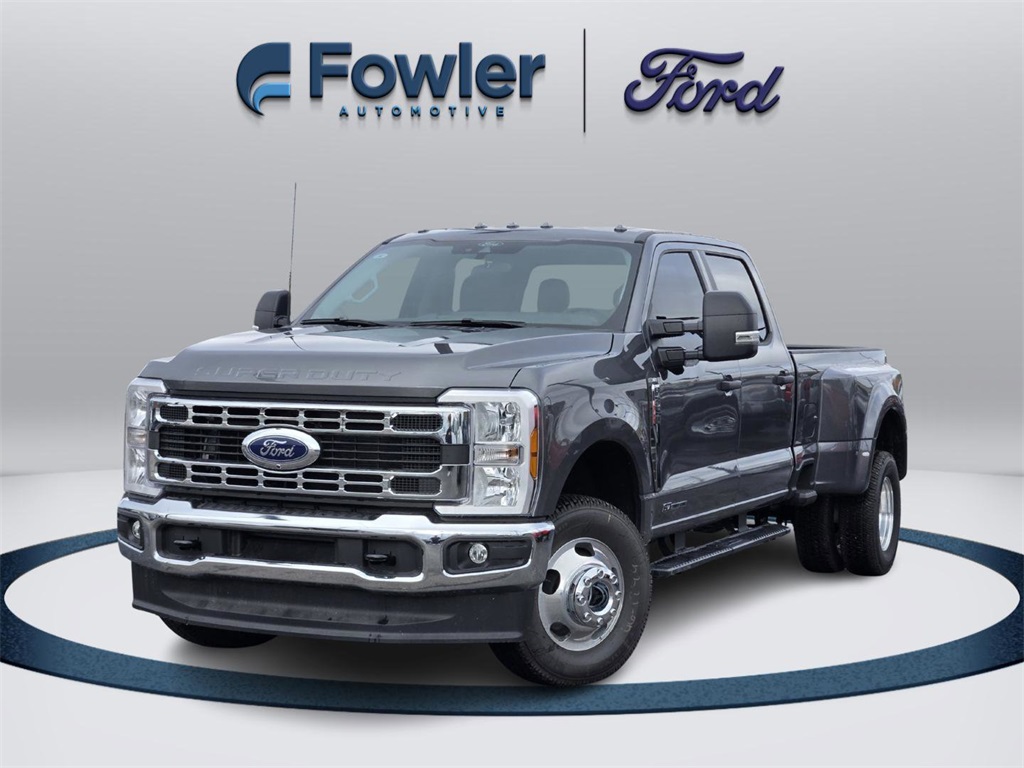 2026 Ford F-350 Super Duty XLT's photo