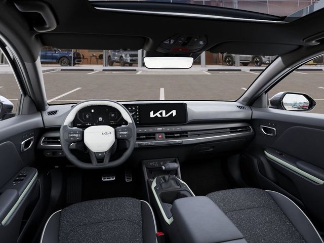 2025 Kia K4 GT-Line photo 12