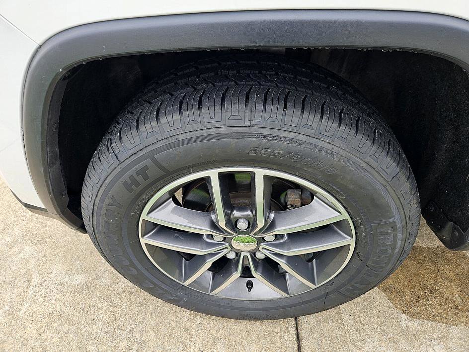 2018 Jeep Grand Cherokee Limited photo 14