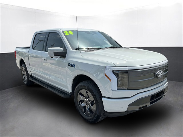 2024 Ford F-150 Lightning Lariat photo 7