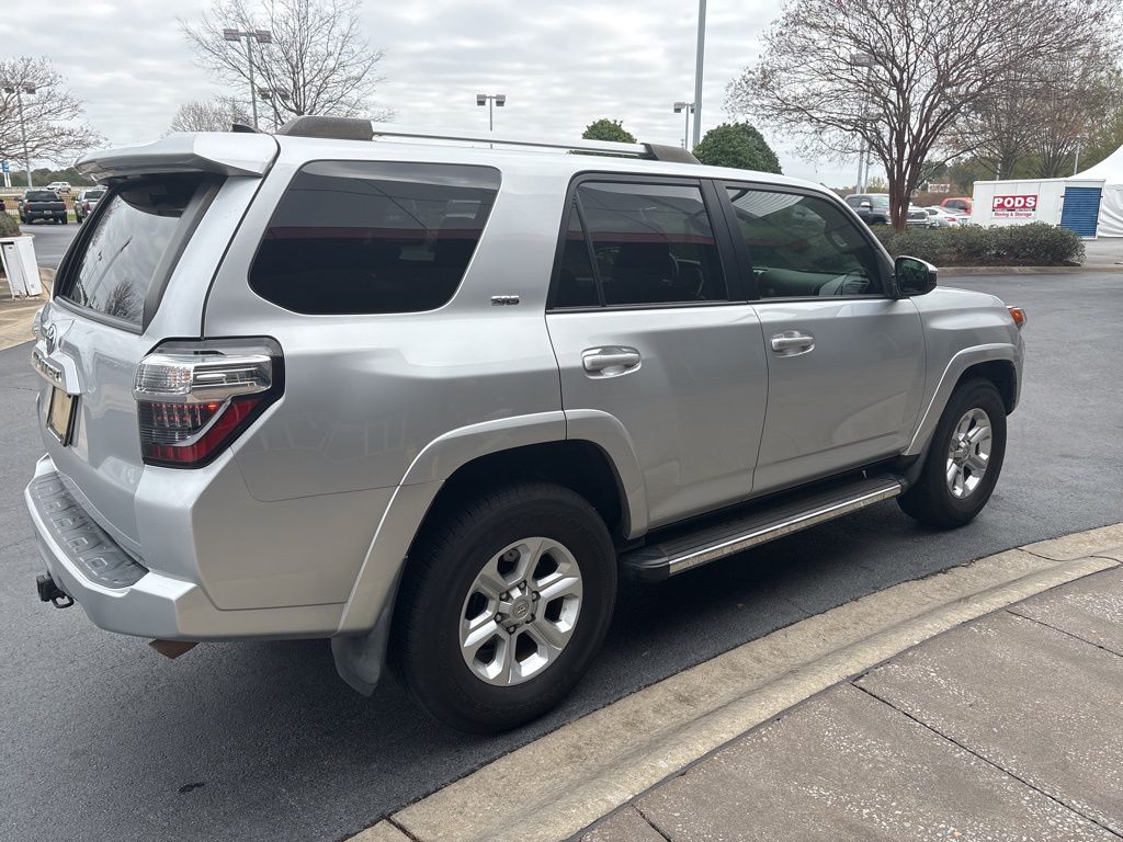 2020 Toyota 4Runner SR5 Premium photo 2