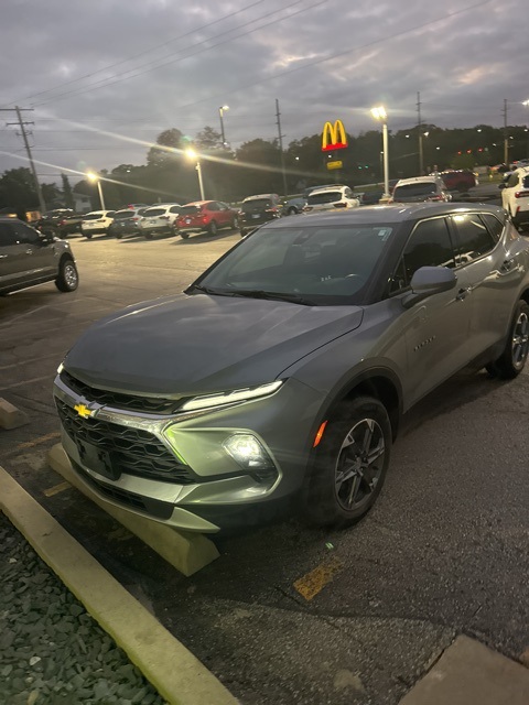 2023 Chevrolet Blazer 2LT photo 2