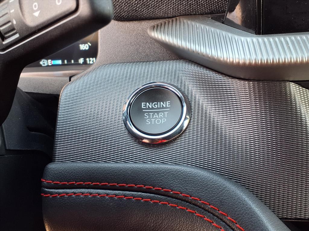 2025 Ford Explorer ST-Line photo 12