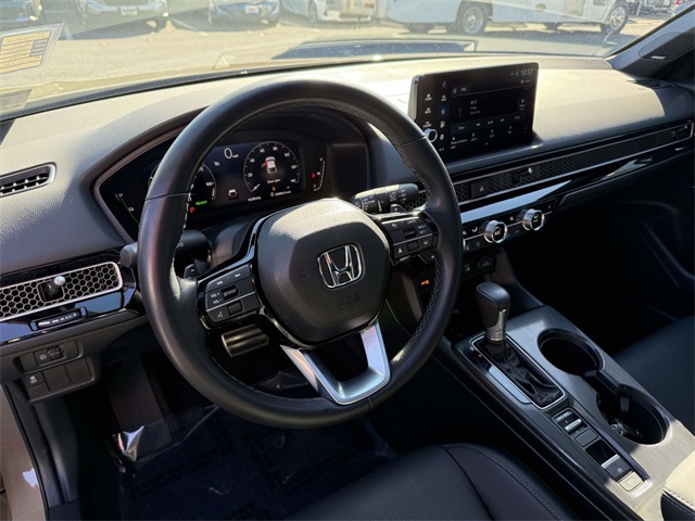 2025 Honda Civic Hybrid Sport Touring photo 2