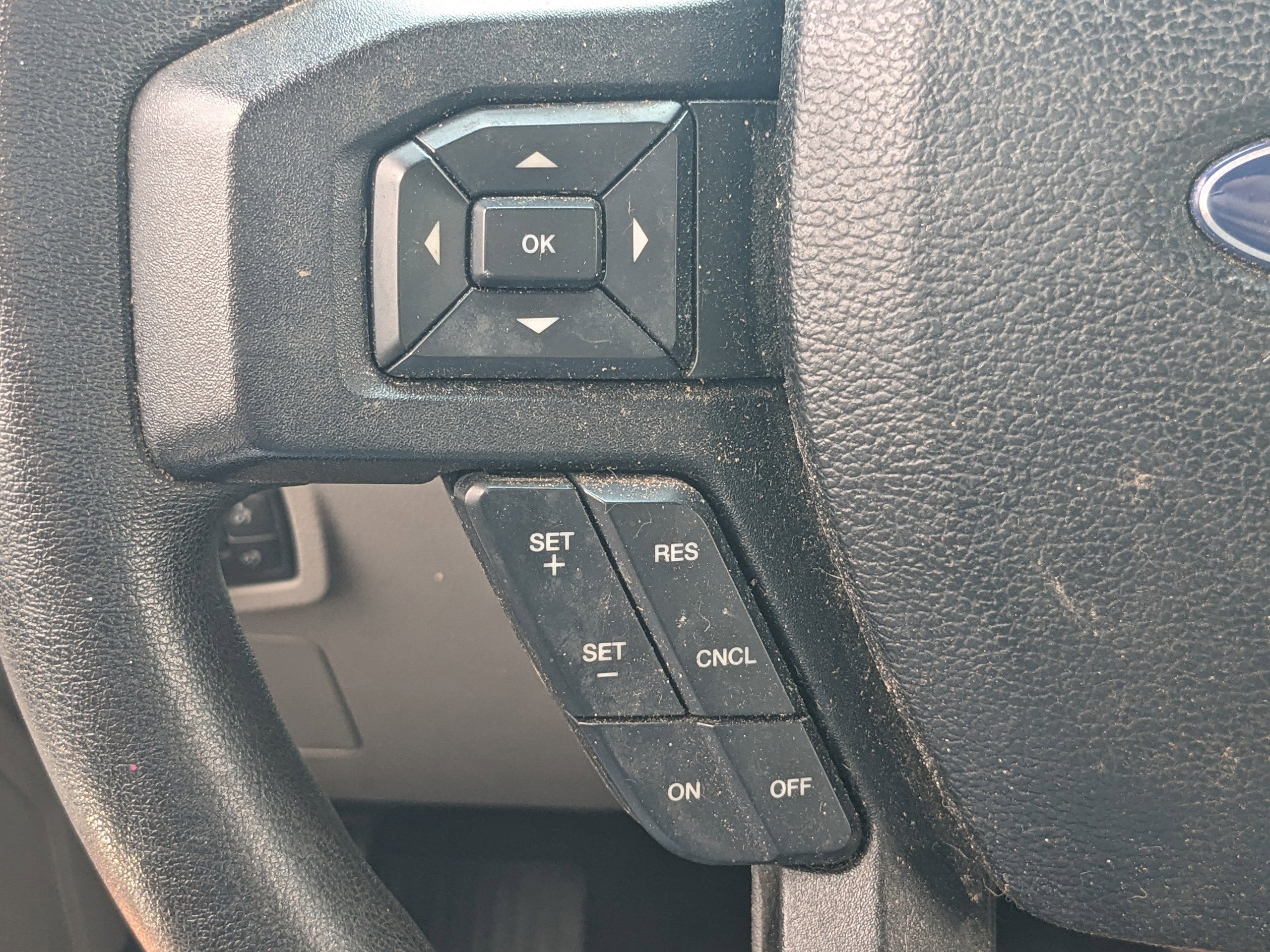 2017 Ford F-150 XLT photo 15