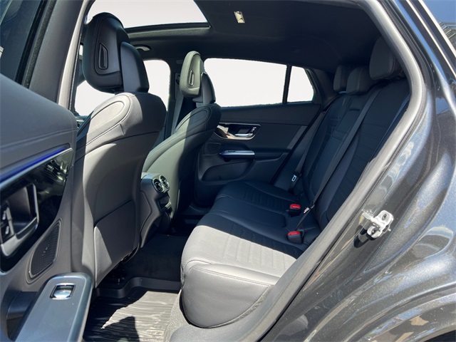 2025 Mercedes Benz GLC 300 4MATIC photo 13