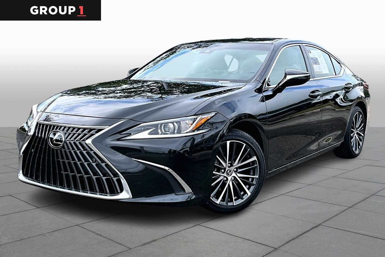 2025 Lexus ES 350's photo