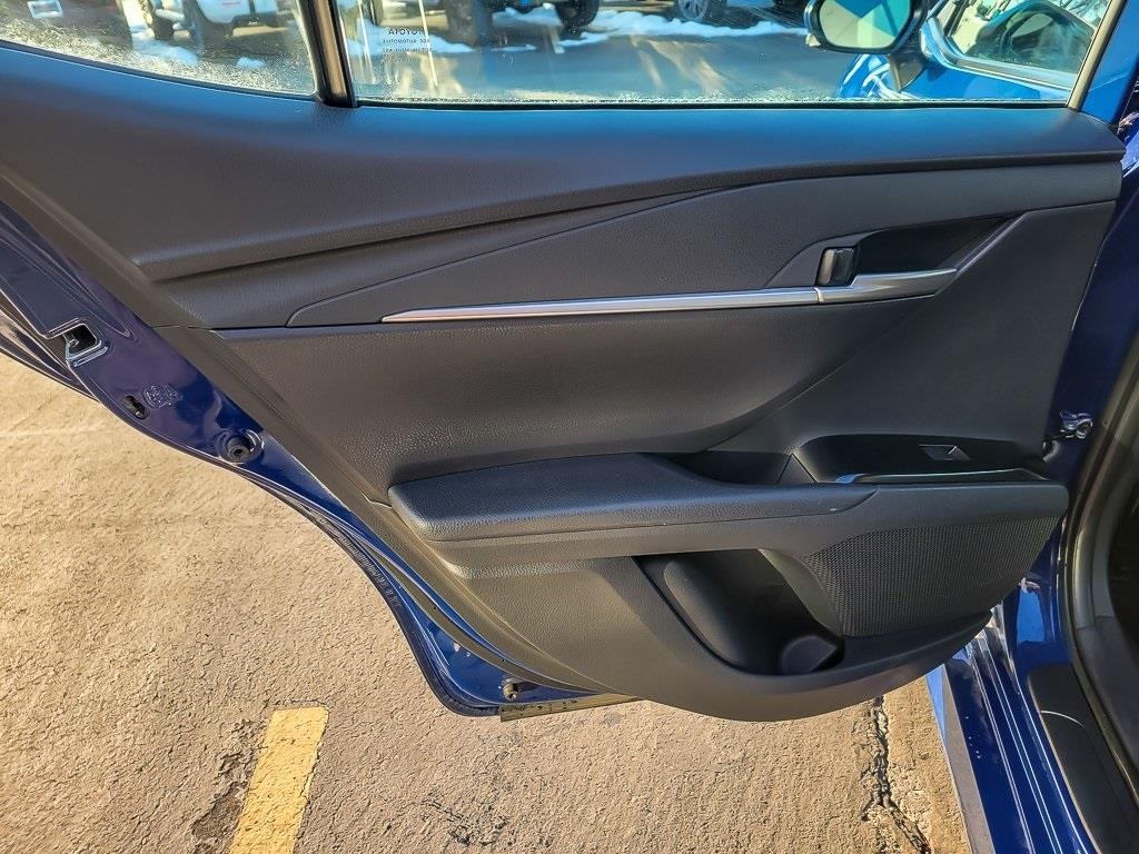 2025 TOYOTA CAMRY - Image 17