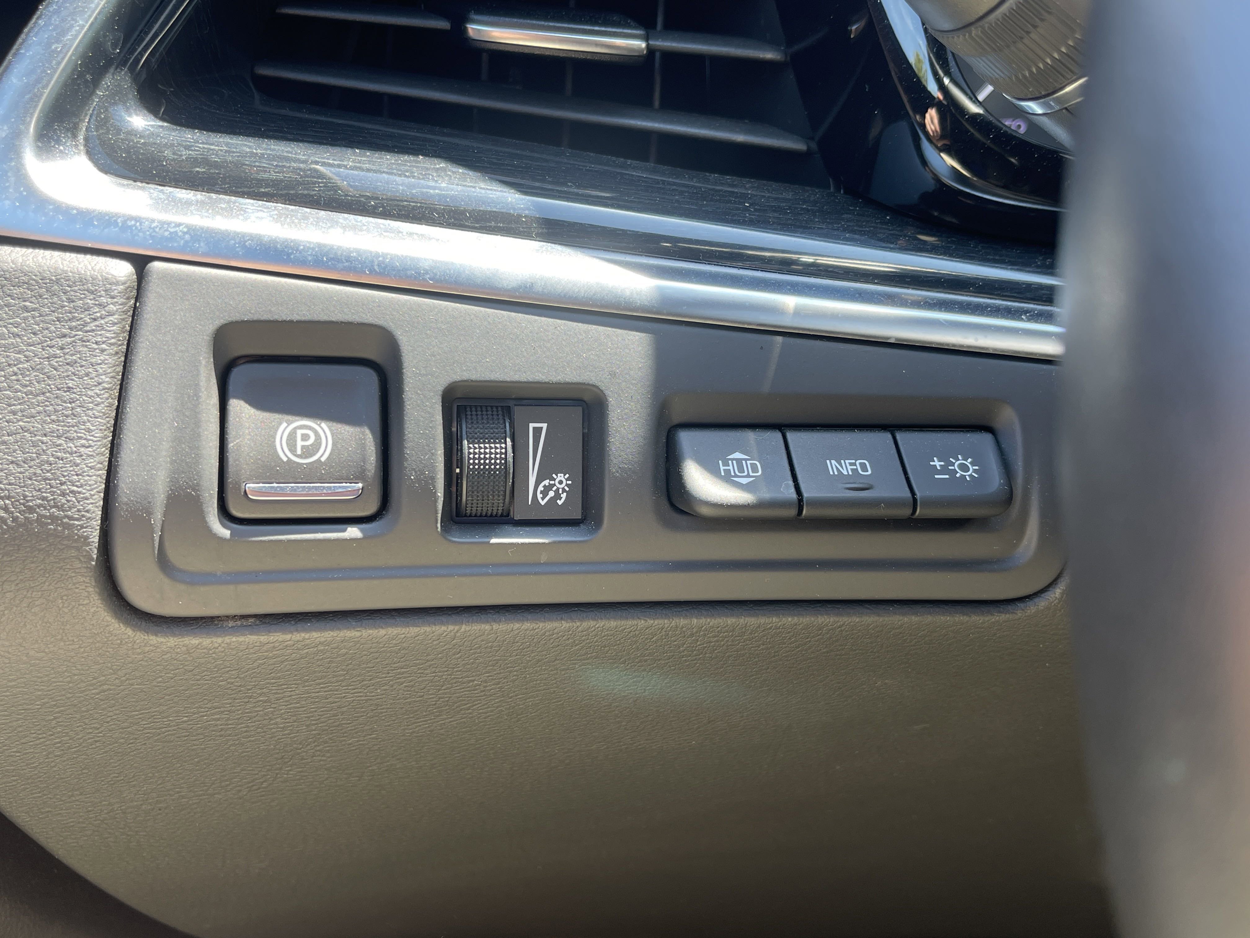 2025 Cadillac XT5 Premium Luxury photo 4