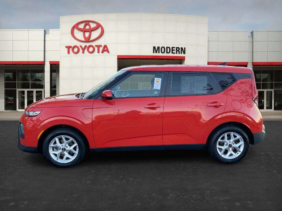 2020 Kia Soul S photo 2