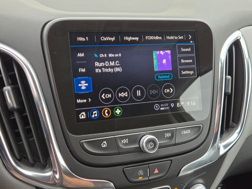 2024 Chevrolet Equinox LT photo 21