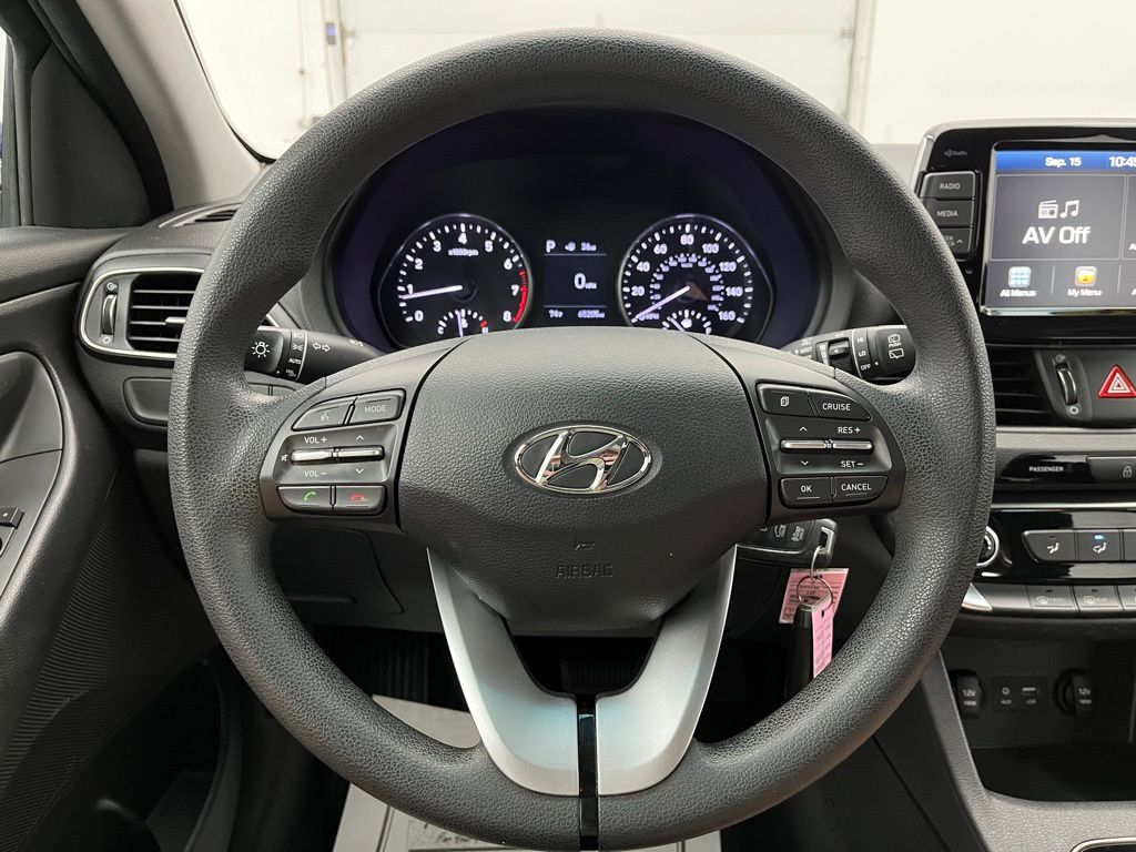 2019 Hyundai Elantra GT photo 16
