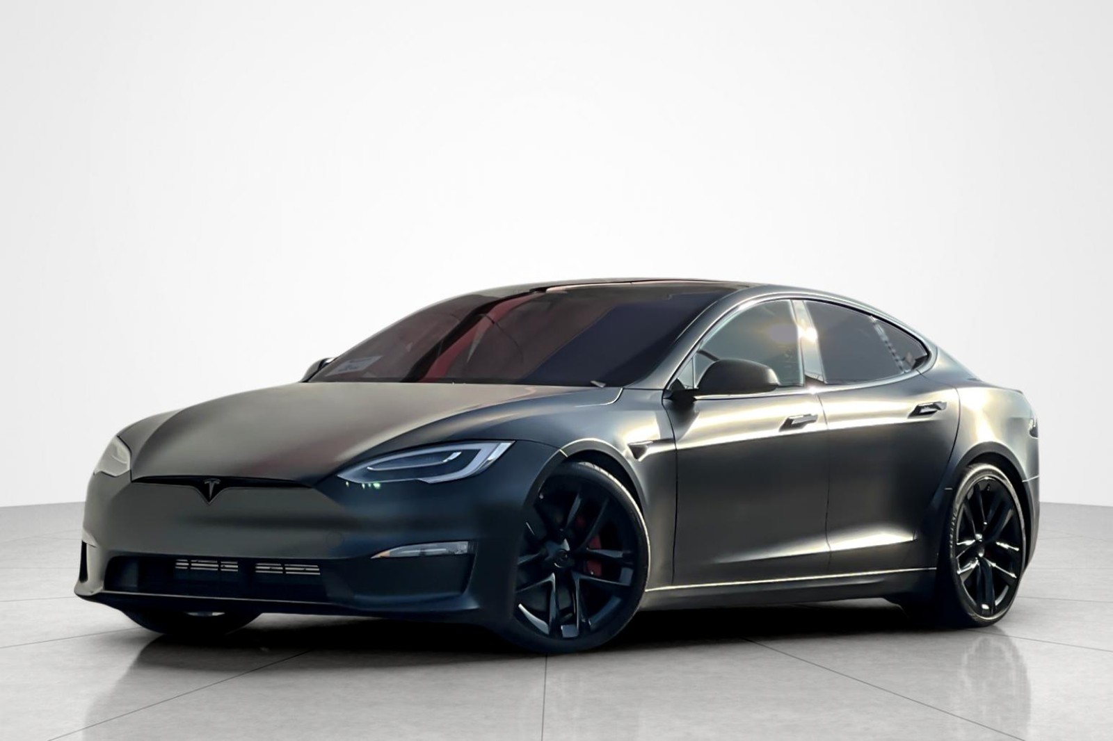 2022 Tesla Model S Plaid's photo