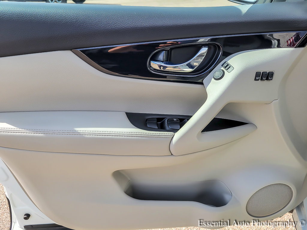 2021 NISSAN ROGUE SPORT - Image 17