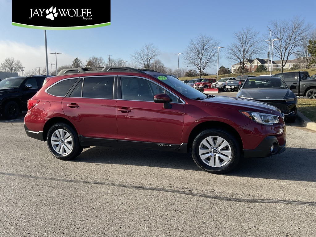 2019 Subaru Outback Premium's photo