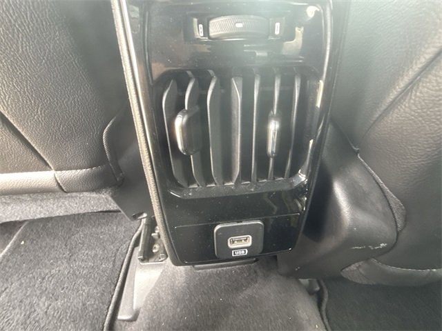 2023 Jeep Compass Limited photo 10