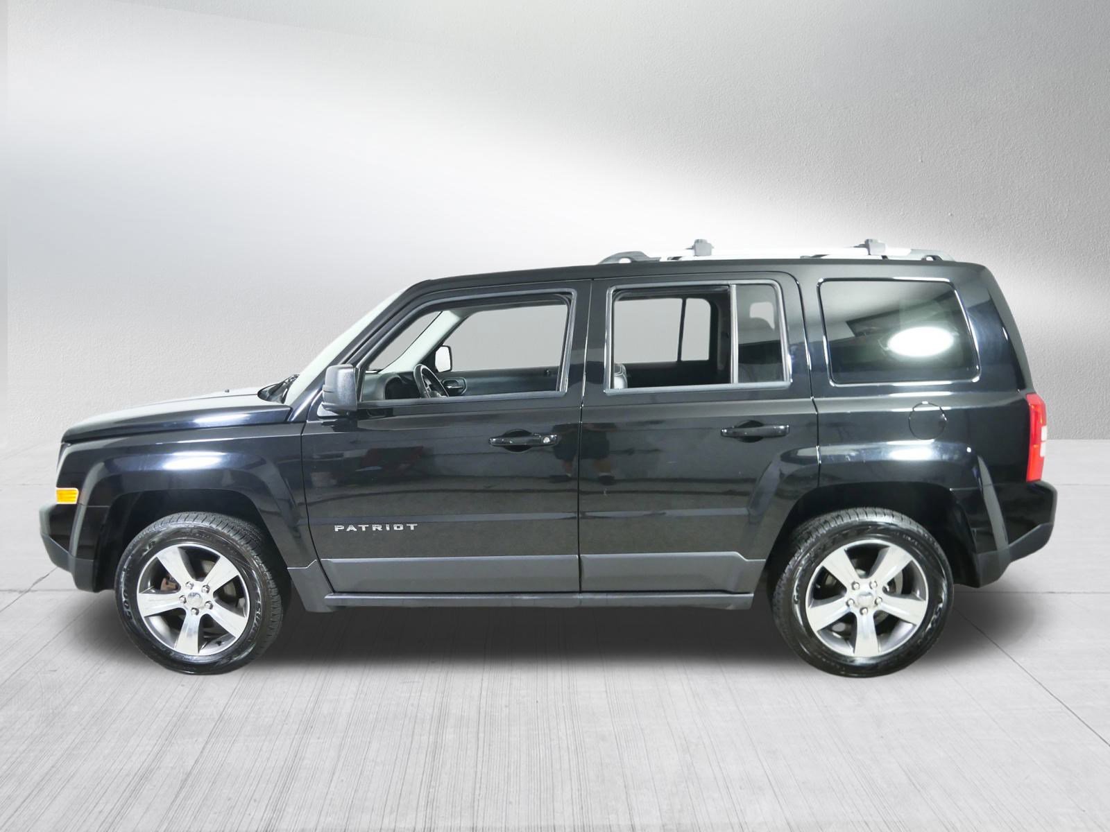 2016 Jeep Patriot High Altitude Altitude Edition photo 4