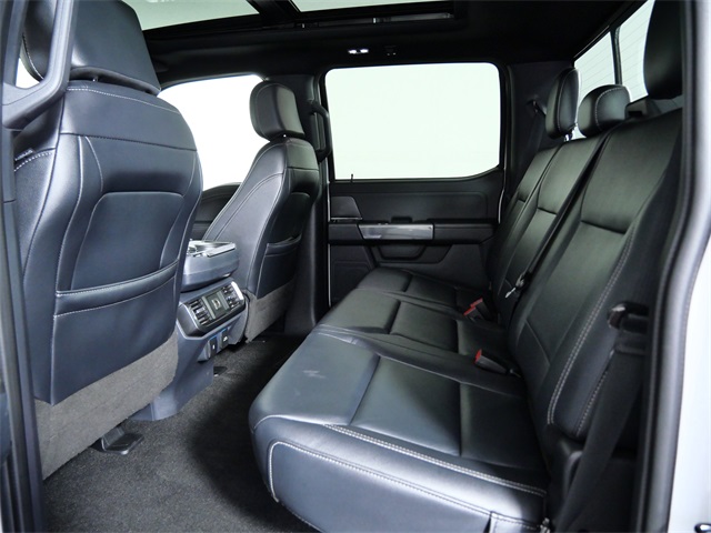 2023 Ford F-150 XLT photo 13