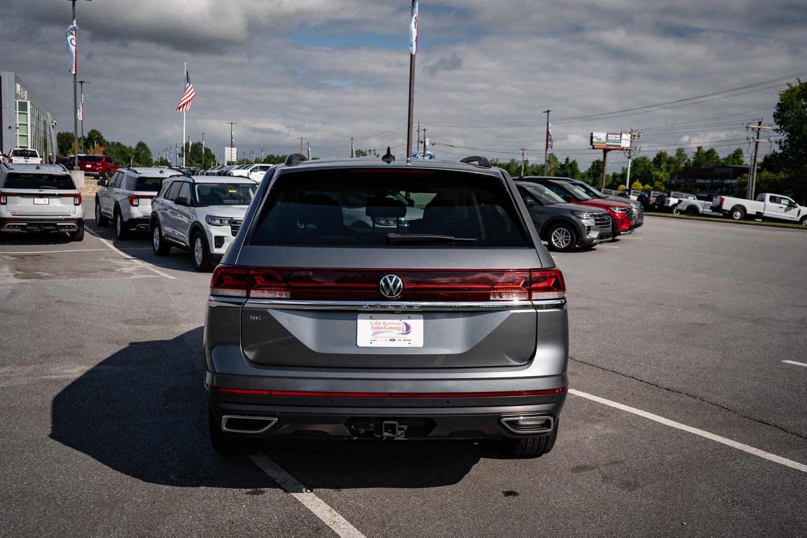 2024 Volkswagen Atlas SE Technology photo 4