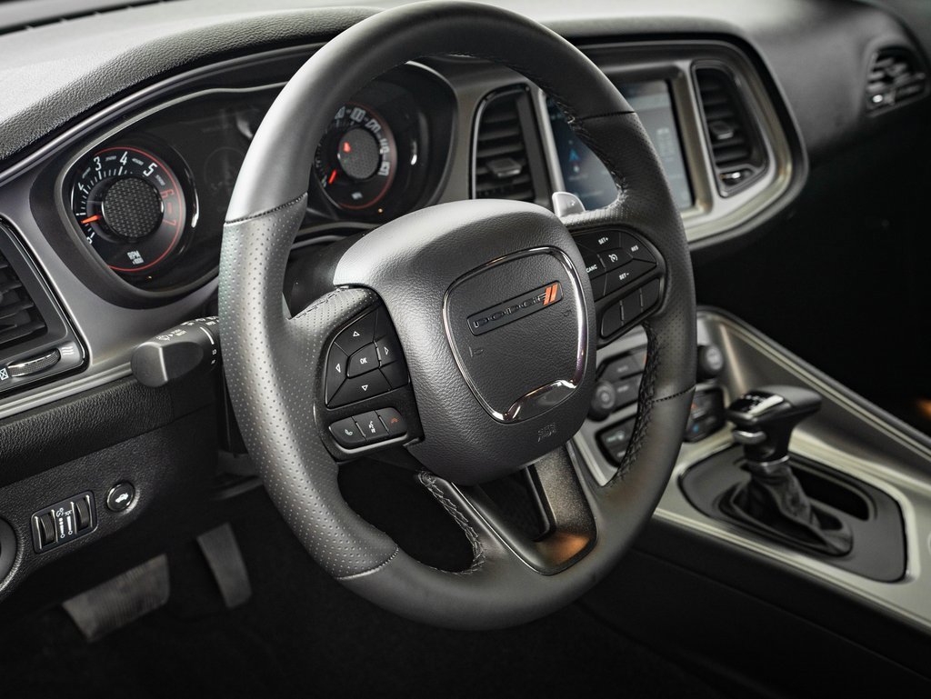 2023 Dodge Challenger R/T photo 4