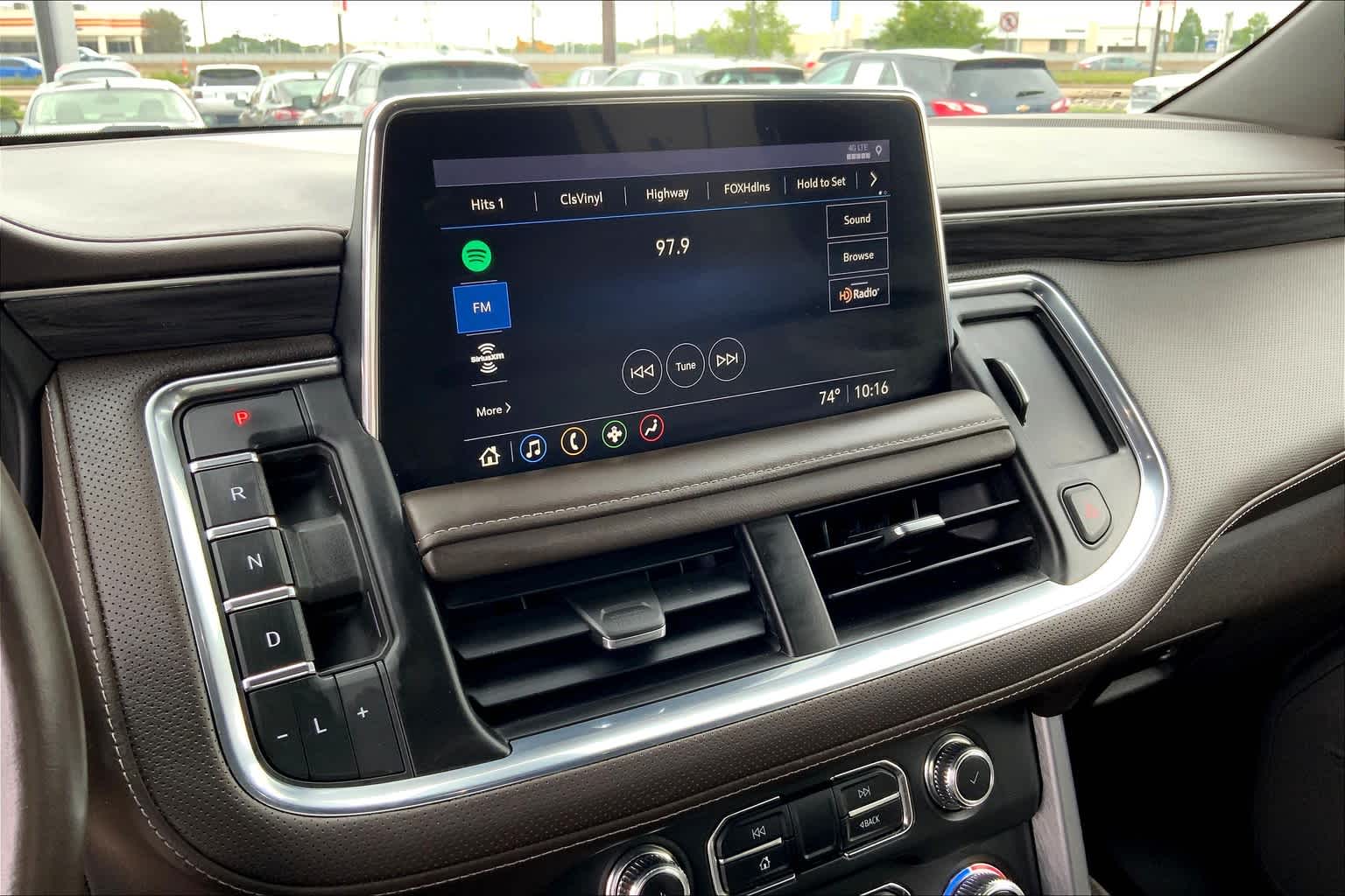 2021 Gmc Yukon SLT photo 6