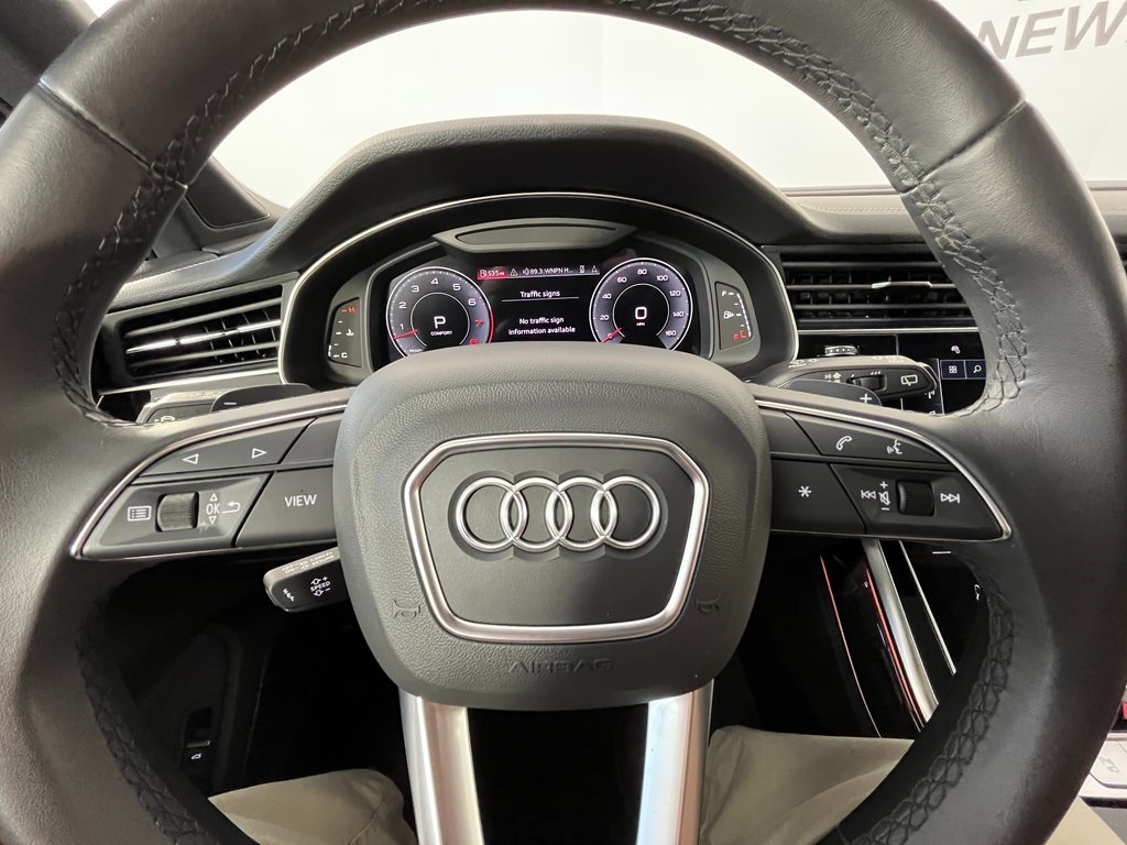 2023 Audi Q7 55 Prestige photo 8