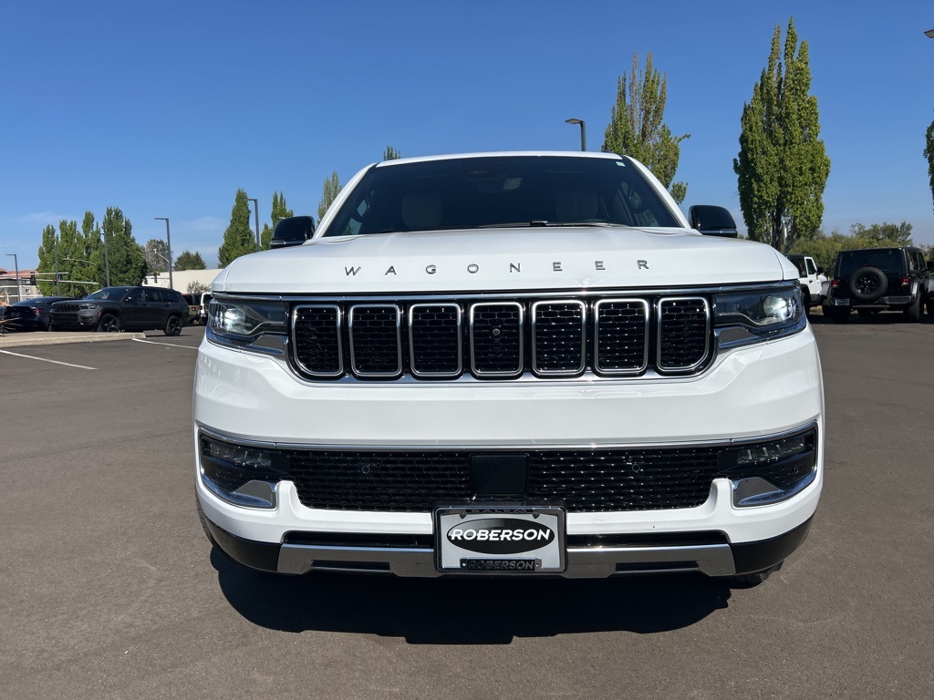 2025 Jeep Wagoneer L Series III photo 7