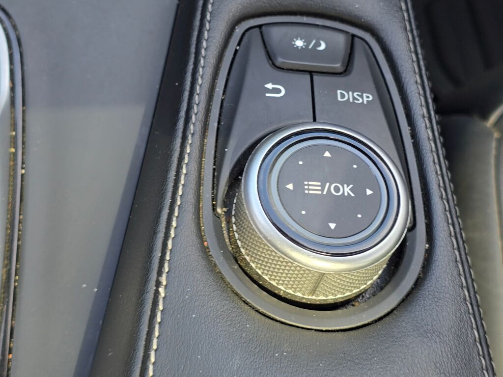 2021 Infiniti QX50 Luxe photo 40