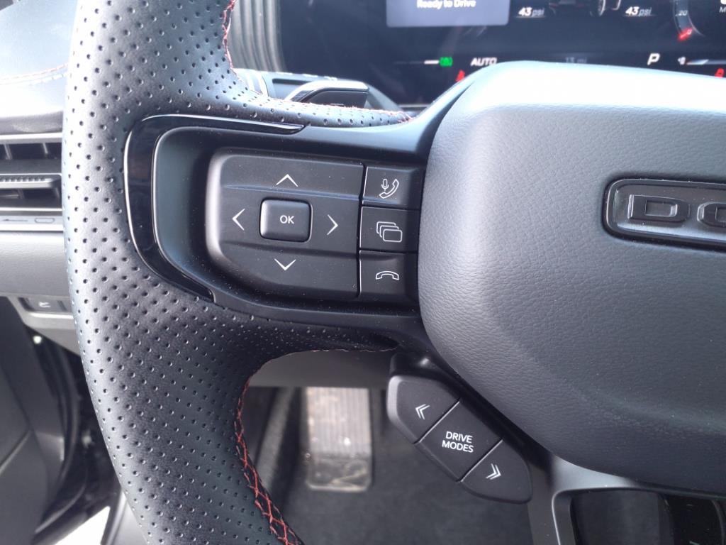 2025 Dodge Charger R/T photo 12