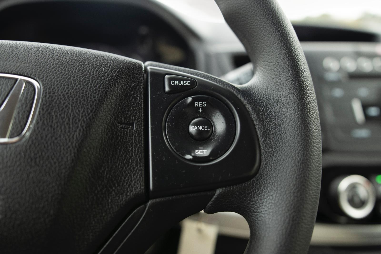 2016 Honda CR-V LX photo 5